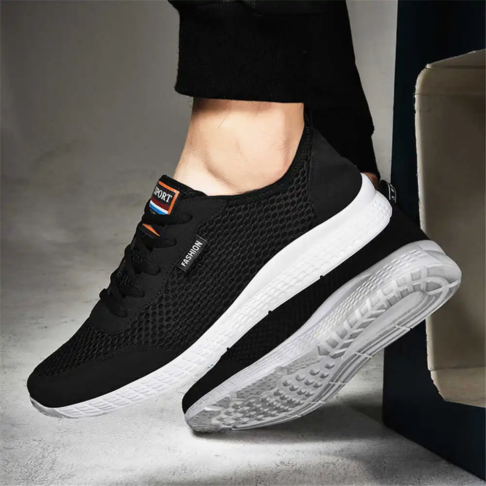 Tech Accessories Sale - Sepatu kets biru muda untuk pria,